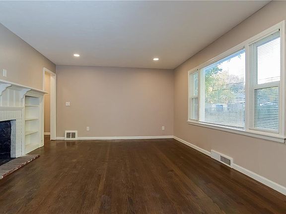 4th image of 8528 England St