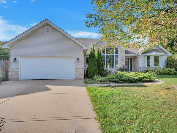 513 Pueblo Dr, New Lenox, IL 60451