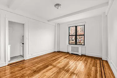 208 West 23rd Street, #515