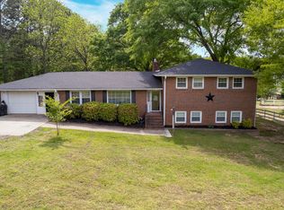 417 County Line Rd, Fayetteville, GA 30215