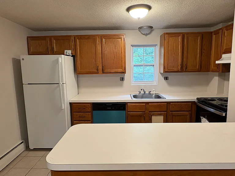 29 Arlington Rd #6 — Photo 9