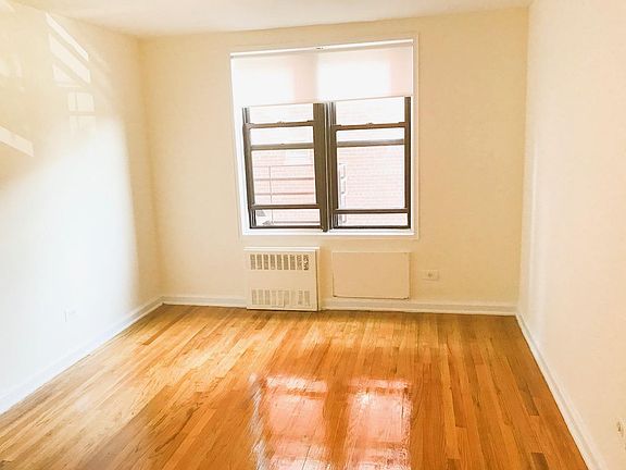 5th image of 14445 35th Ave