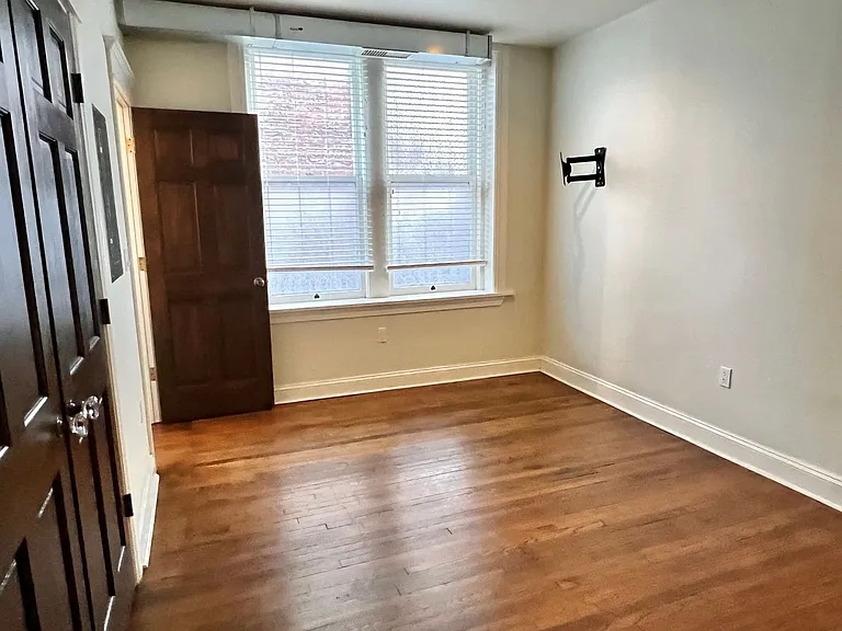 223 Pine St — Photo 13