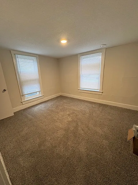 Building Photo - 336 S Baxter St #336.5