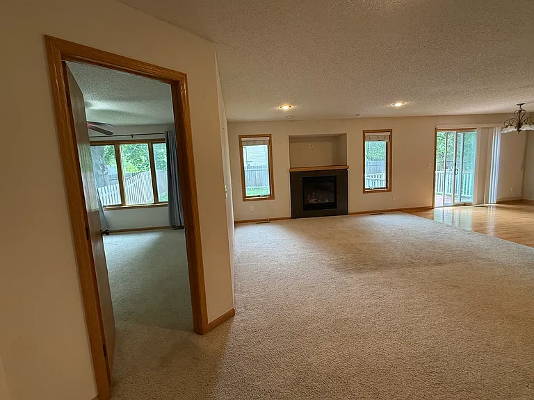 9129 Queen Ave S #NA — Photo 7