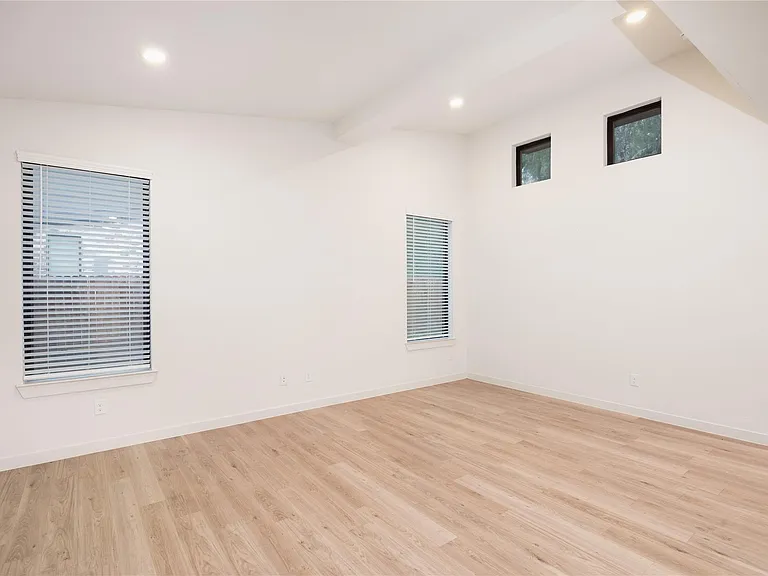 2517 Appian Way #B — Photo 19
