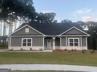 61 Crab Orchard Way, Pendergrass, GA 30567