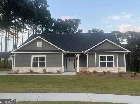 61 Crab Orchard Way, Pendergrass, GA 30567