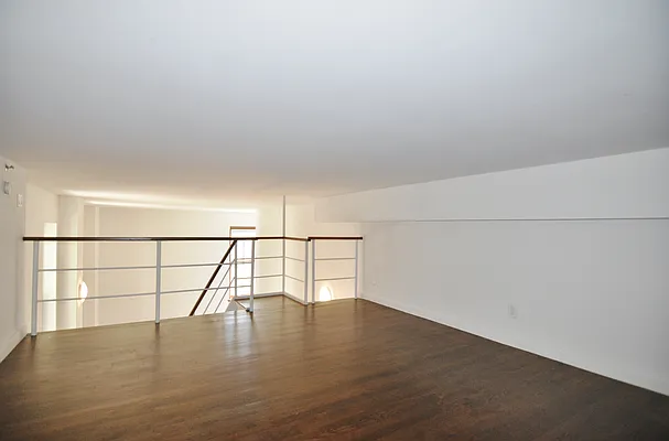 Rented by Nest Seekers International | media 36