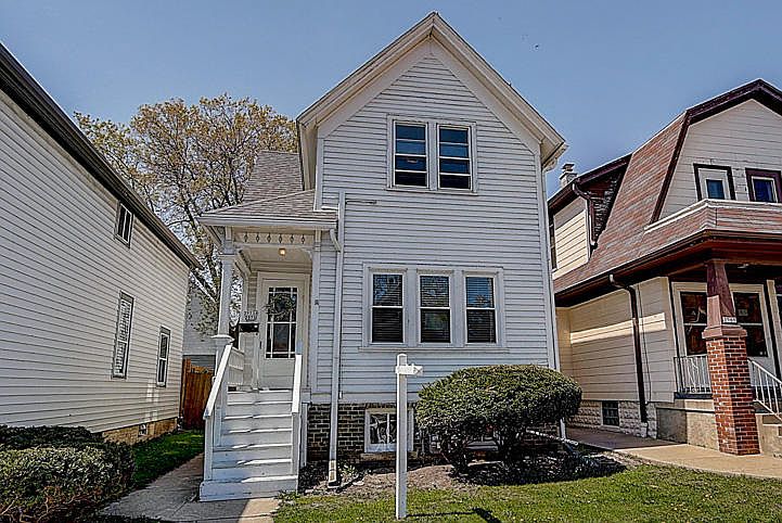1st image of 2973 S Kinnickinnic Ave #2973A