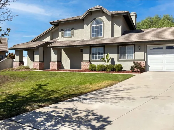 1796 W Carpenter St, Rialto, CA 92377