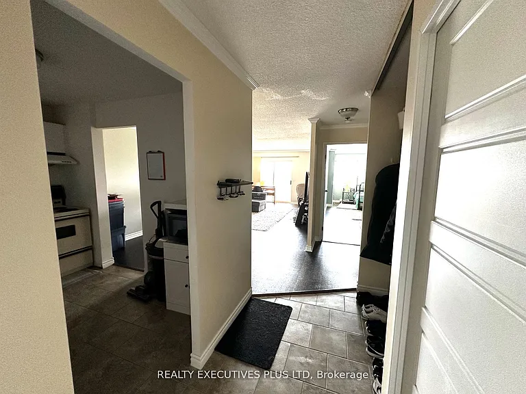 858 Commissioners Rd E #806 — Photo 12