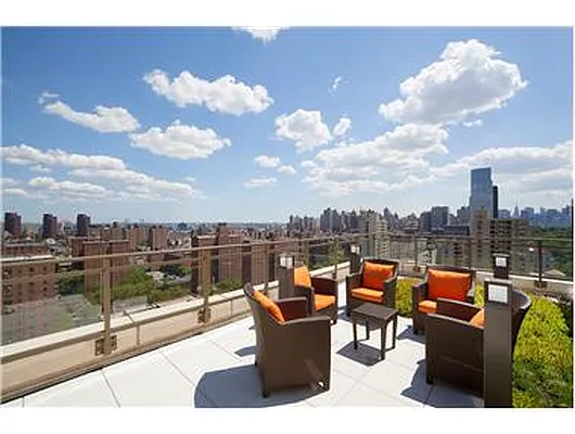 Rented by Douglas Elliman | media 32