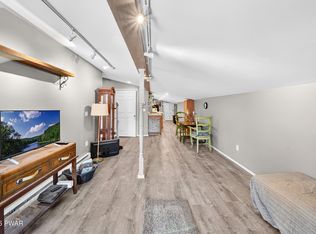 100 S Main St #4, Moscow, PA 18444