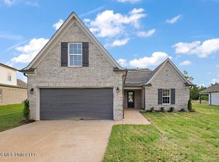 13829 Wesley Banks Blvd, Olive Branch, MS 38654