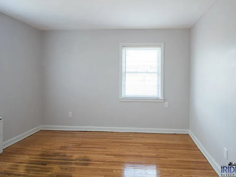 83 Forest Hill Pkwy — Photo 4