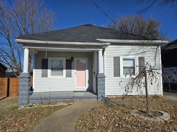 706 E Oak St, Boonville, IN 47601
