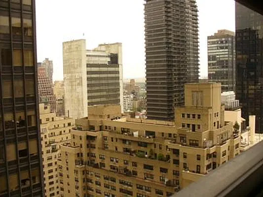 Rented by New York Private Realty Group | media 1