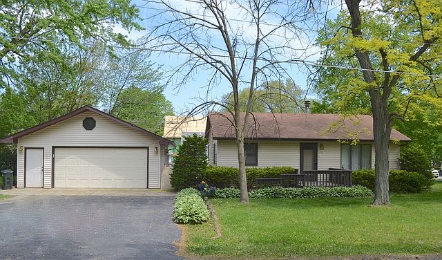 1st image of 1110 Elm Dr