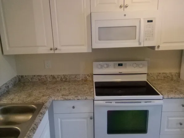 3004 Forrestal Ct, New Port Richey, FL 34655