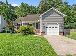 2717 Kempsford Pl, Raleigh, NC 27604