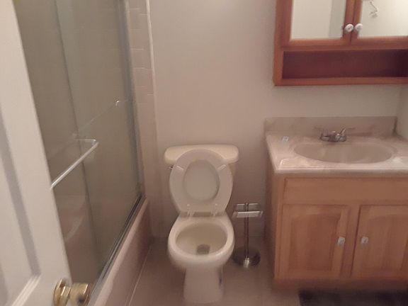 3rd image of 115 Armstrong Ave