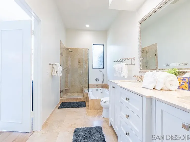 2508 Manchester Ave — Photo 51