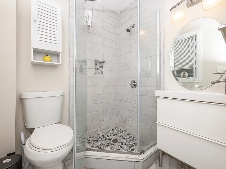 30 Larchmont St #1 — Photo 10