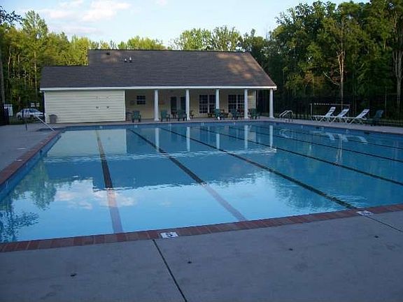 Community pool