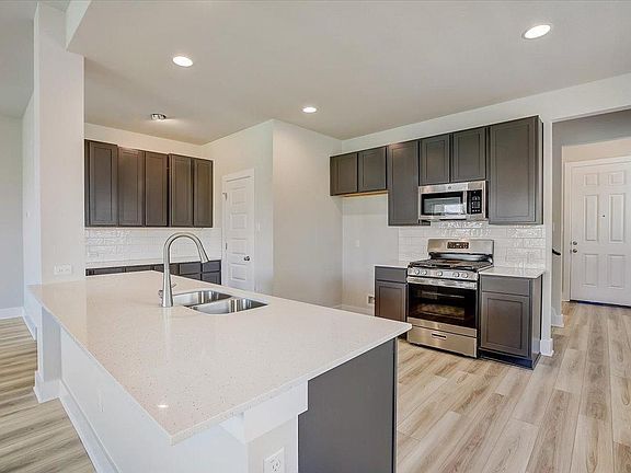 4th image of 2417 Caddo Canoe Dr