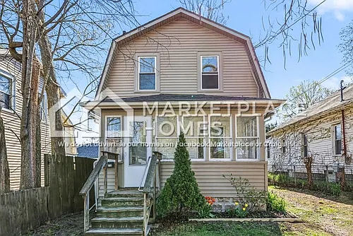 730 Johnson Ave Photo 1