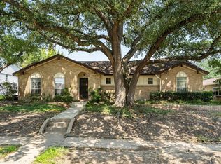 7715 El Pensador Dr, Dallas, TX 75248