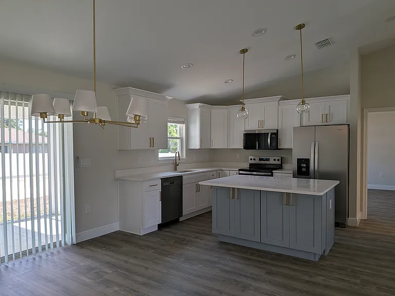 7217 Hemlock Loop — Photo 7