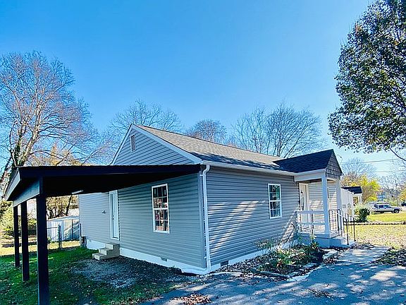 2nd image of 1312 Sewanee Dr
