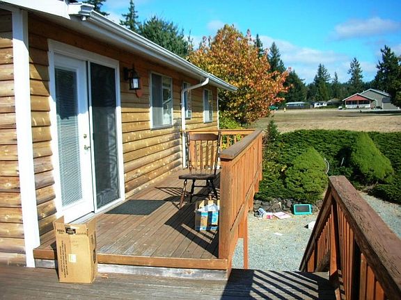 3rd image of 999 Diamantina Ln