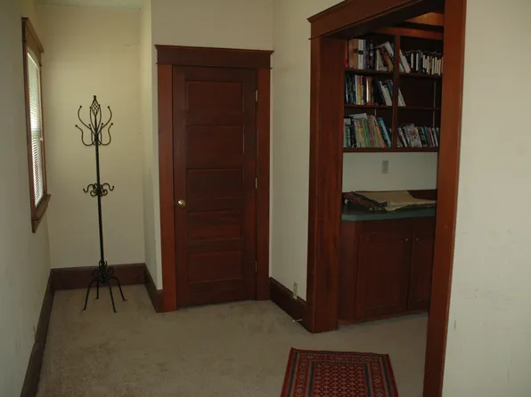 2123 SE Cesar E Chavez Blvd, Portland, OR 97214