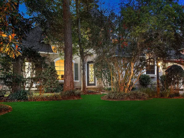 107 E Mirror Ridge Cir, Spring, TX 77382