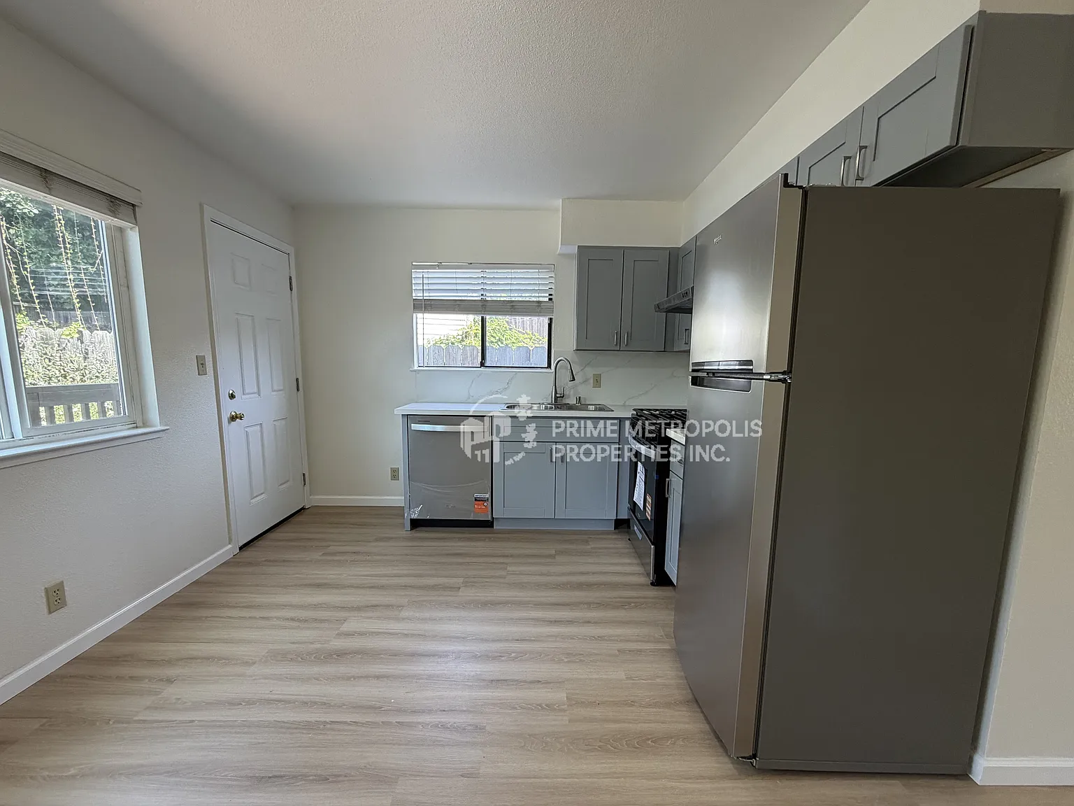 445 - 447 Haddon Rd Oakland CA 94606 HHL - 447 L — Photo 3