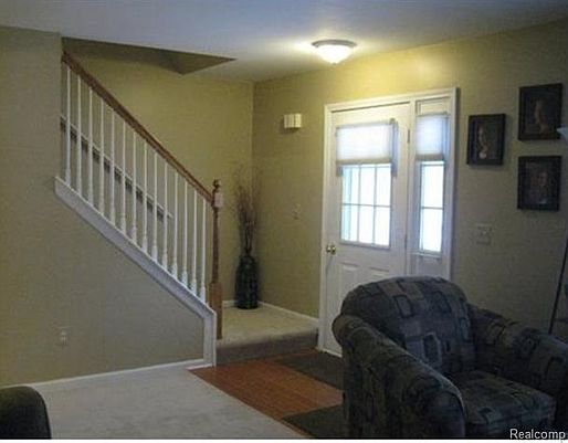 4th image of 9363 Huron Park Dr