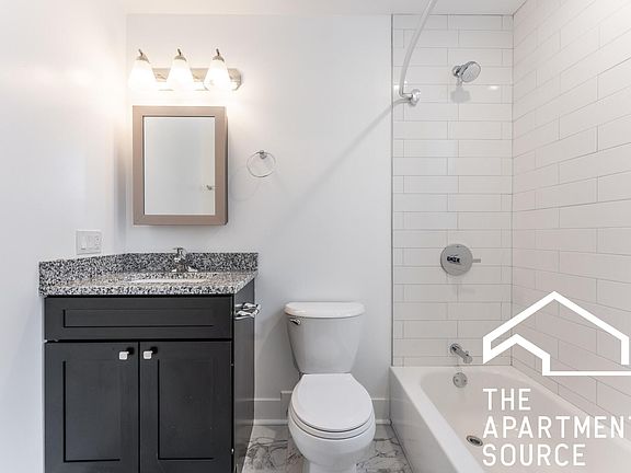 3rd image of 4350 N Troy St #2