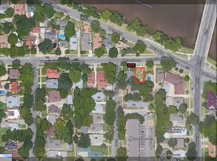 917 W Riverside Ave, Wichita, KS 67203