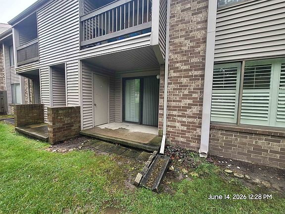 4th image of 1048 Grenoble Ln
