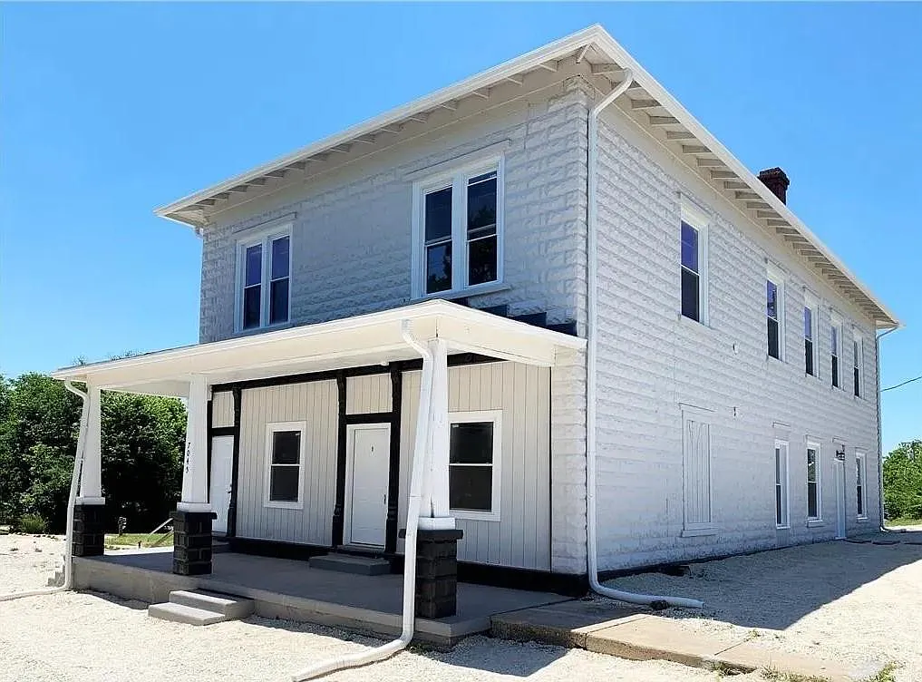 7045 Corydon Junction Rd NE — Photo 1