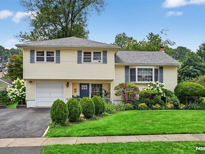 358 Coolidge Ave, Township Of Washington, NJ, 07676