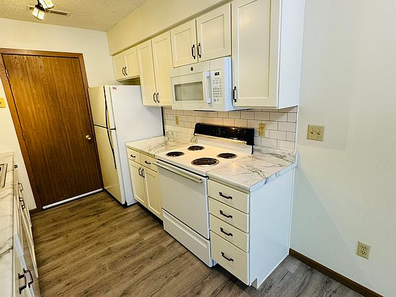 4th image of 125 E Zeller St APT 4