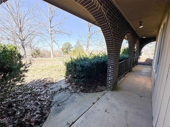2nd image of 584 County Road 5120