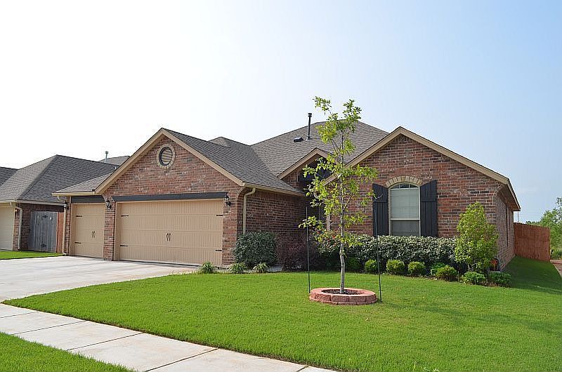 1st image of 8900 SW 48th St