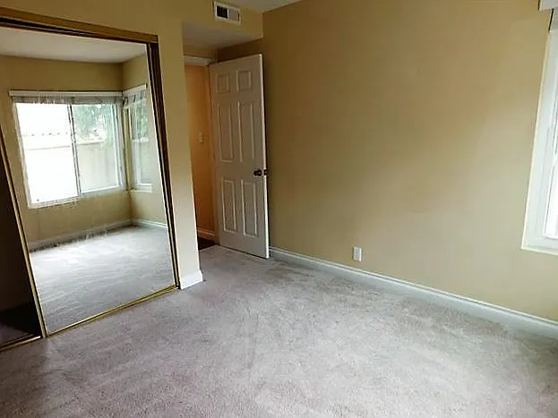 1651 S Juniper St #225 — Photo 13