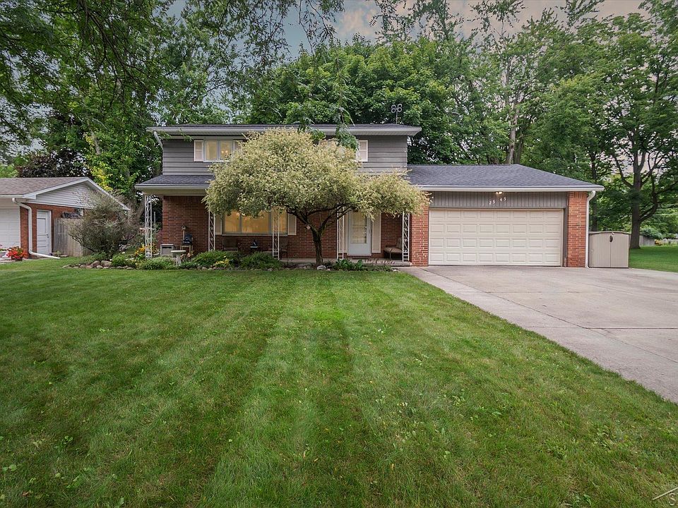 1st image of 2545 Grace Ct