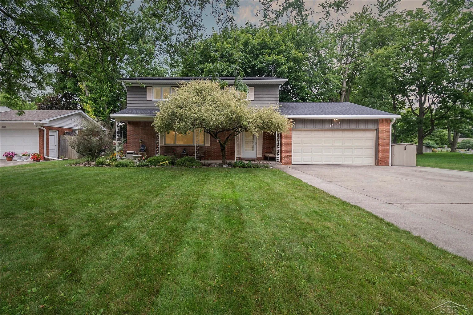 2545 Grace Ct photo 1